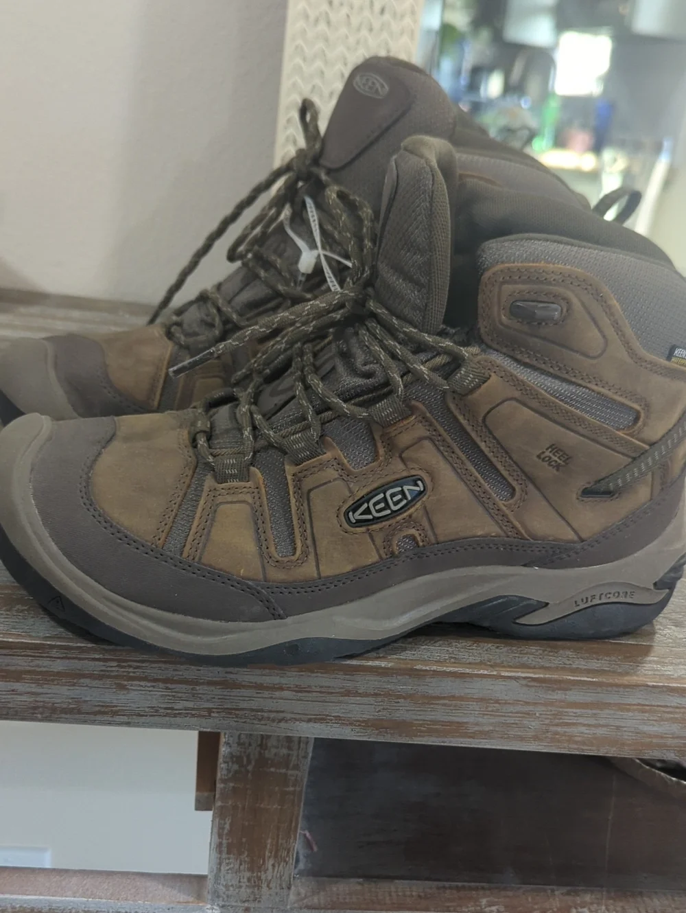 Keen Men's Brown and Gray Waterproof Mid-Height Hiking Boots